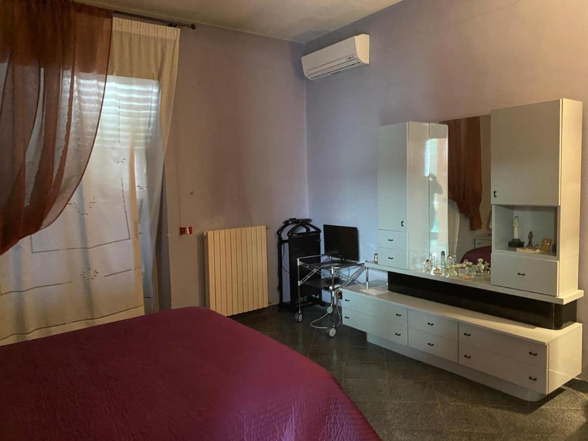 Dimora Nina Bed & Breakfast Sannicandro di Bari ภายนอก รูปภาพ